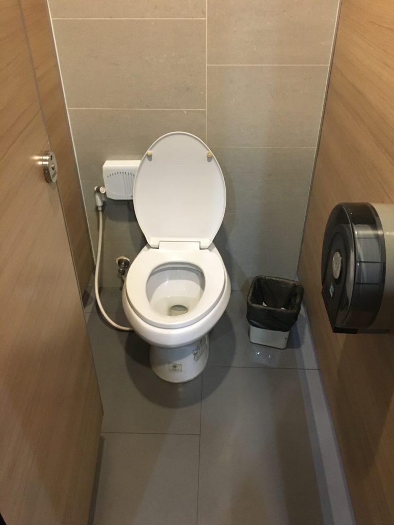 タイ トイレ使い方