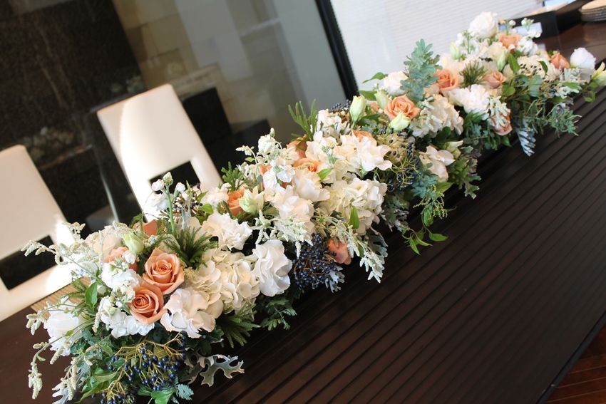 結婚 式 メイン テーブル 装飾