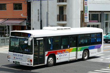 77番 沖縄バス